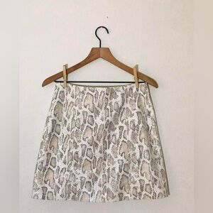 Mod On Trend Shimmer Snake Print Mini Skirt Medium
